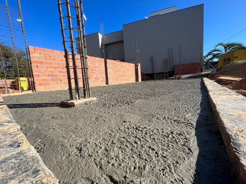 CONCRETAGEM DE PISO